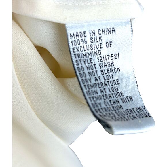 1990's Peter Nygård Silk Cream Blouse - Picture 8 of 10
